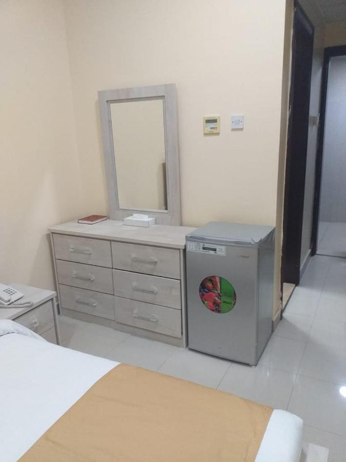 Al Khaleej Plaza Furnished Apartments Llc Ajman Exterior foto